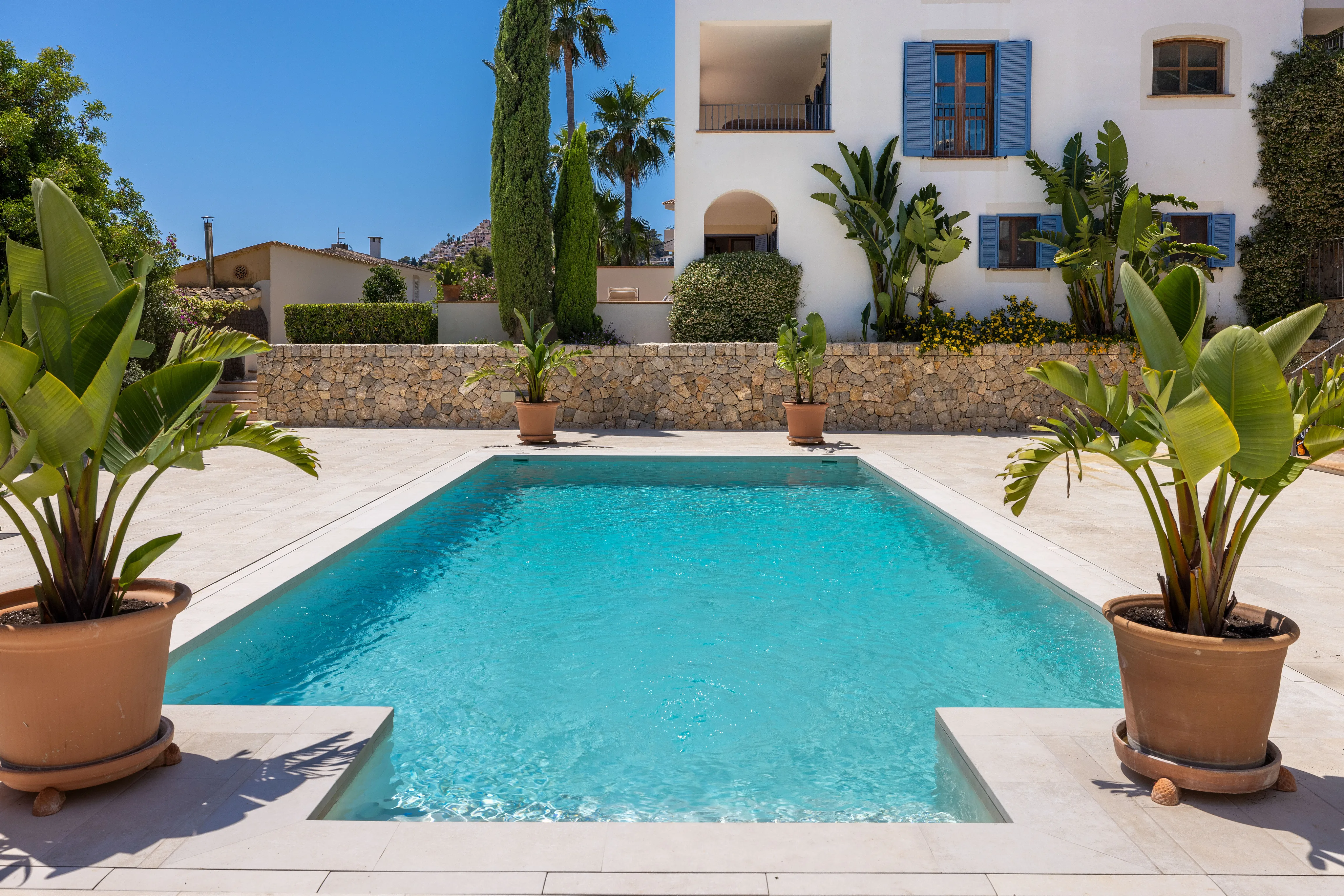 Harbour view apartment within walking distance to the yacht marina-8