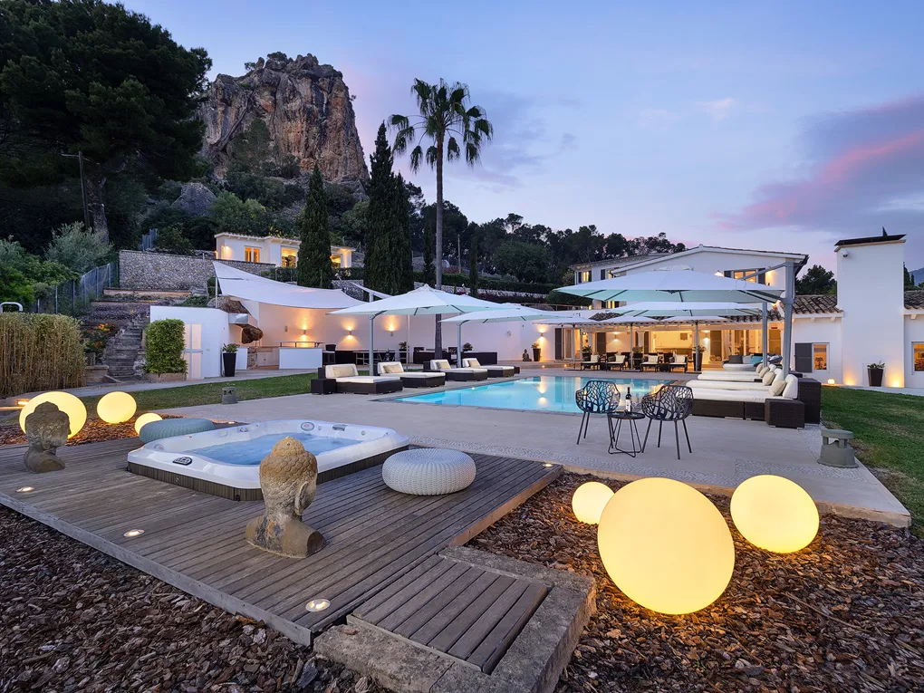 Exklusives Finca-Anwesen mit Hafenblick-13