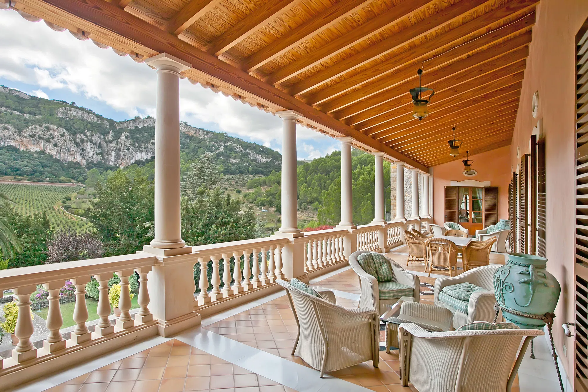 Son Serralta: Uitzonderlijk landhuis in het hart van de vallei van de Serra de Tramuntana-3