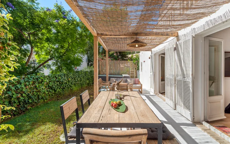 Snygg lägenhet på ett lugnt läge i Bonanova