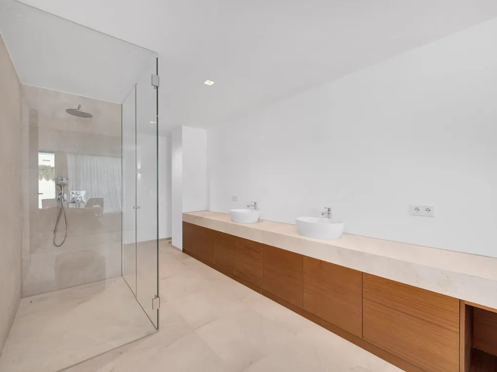 Moderna villa de nueva construcción en Port Andratx con vistas al puerto-12