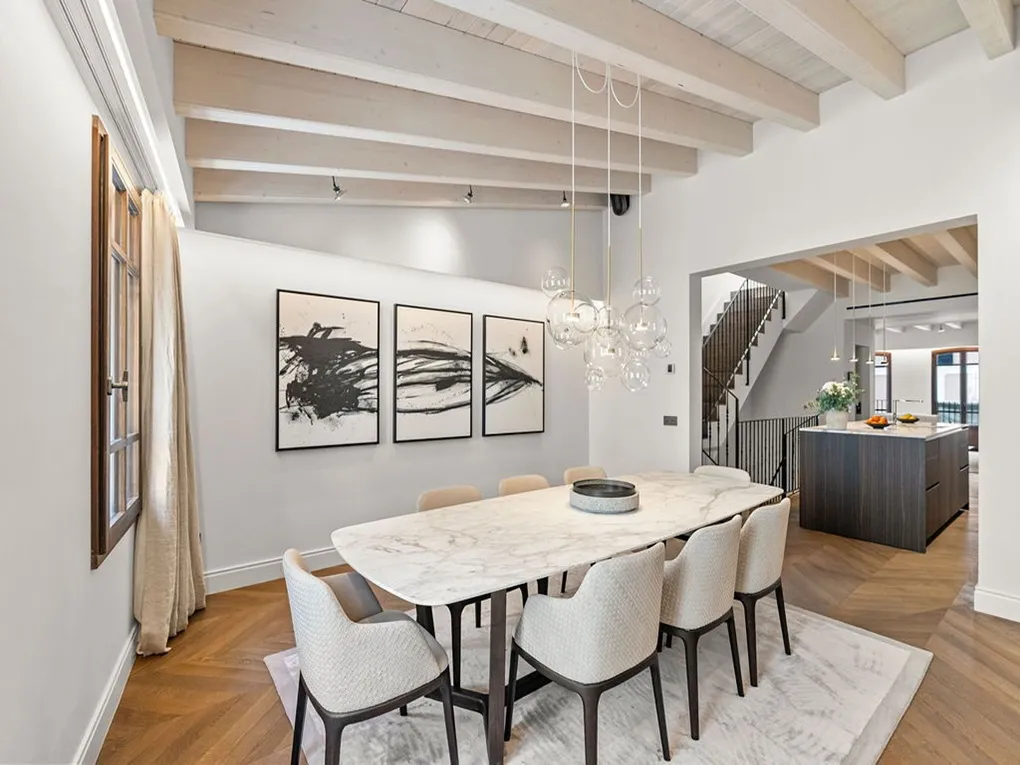 Raimundo Townhouse -new townhouse with terrace, pool, garage & wine cellar-8