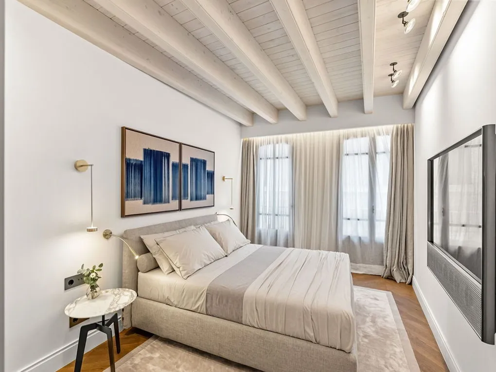 Raimundo Townhouse -new townhouse with terrace, pool, garage & wine cellar-12