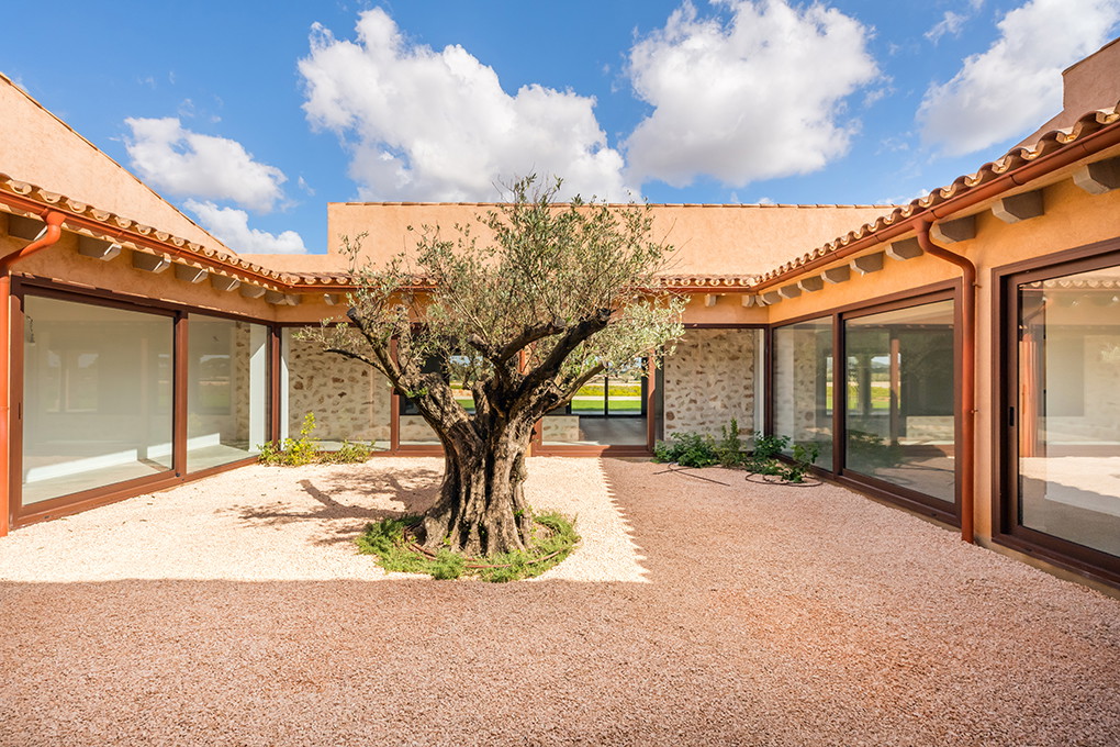 Finca a un piano di nuova costruzione alla periferia di Santanyi-2