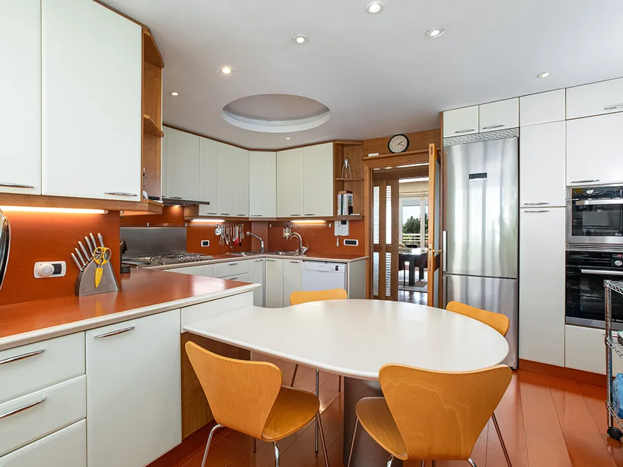 Unique penthouse with sea views in Bonanova-5