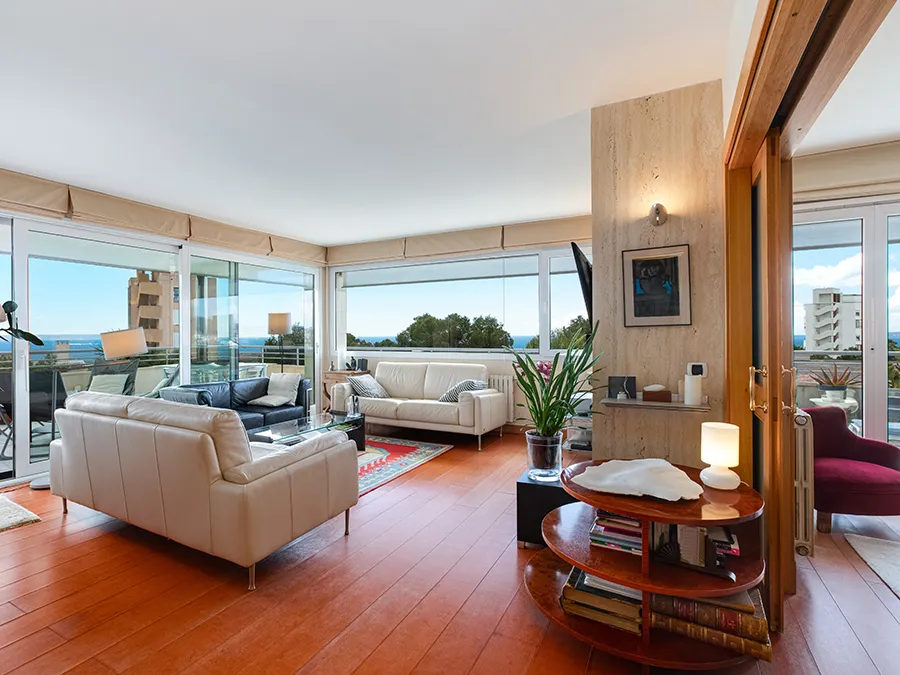 Unique penthouse with sea views in Bonanova-3