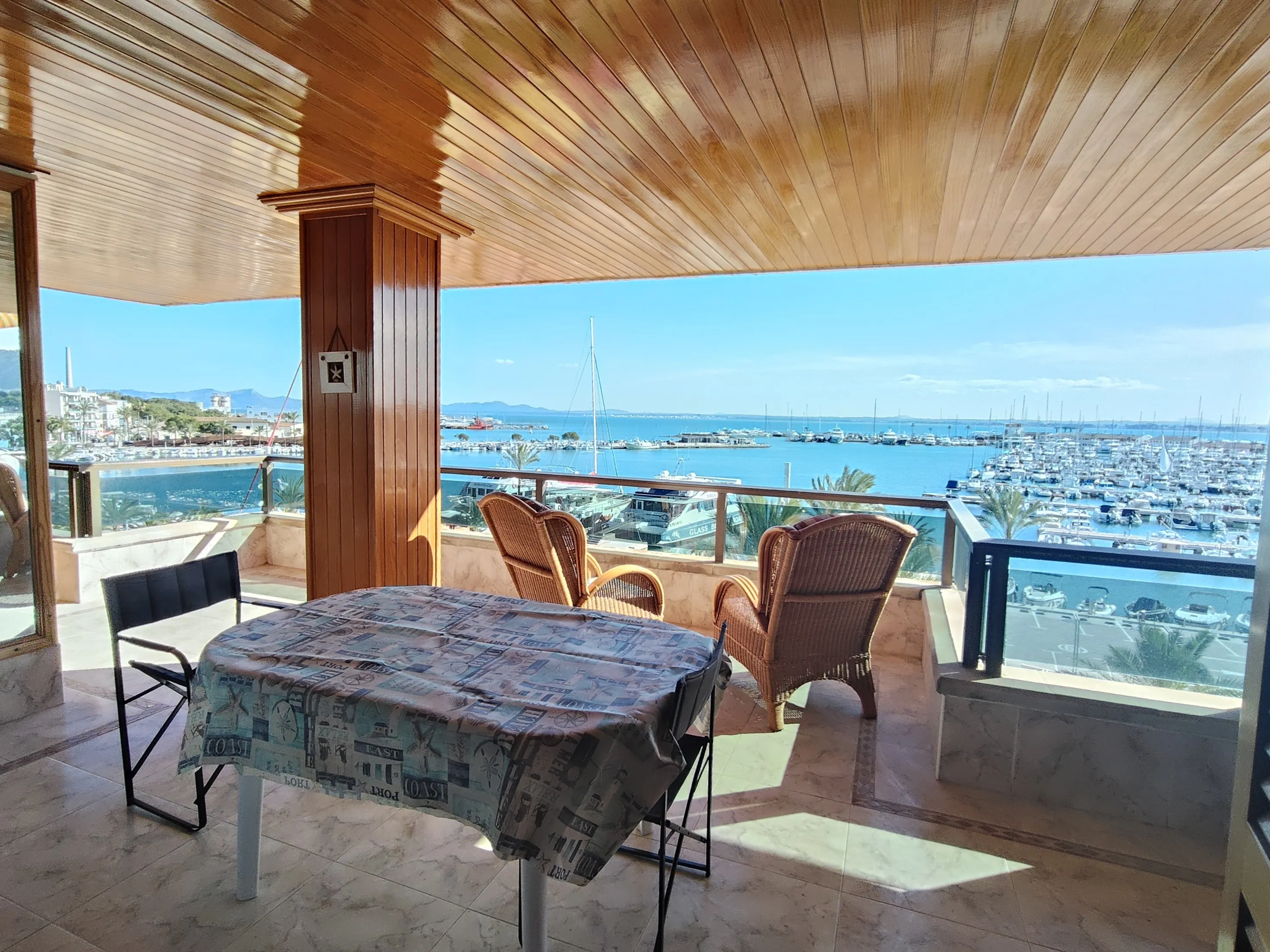 "Apartament Cristal" lange termijn verhuur in Puerto Alcudia-2