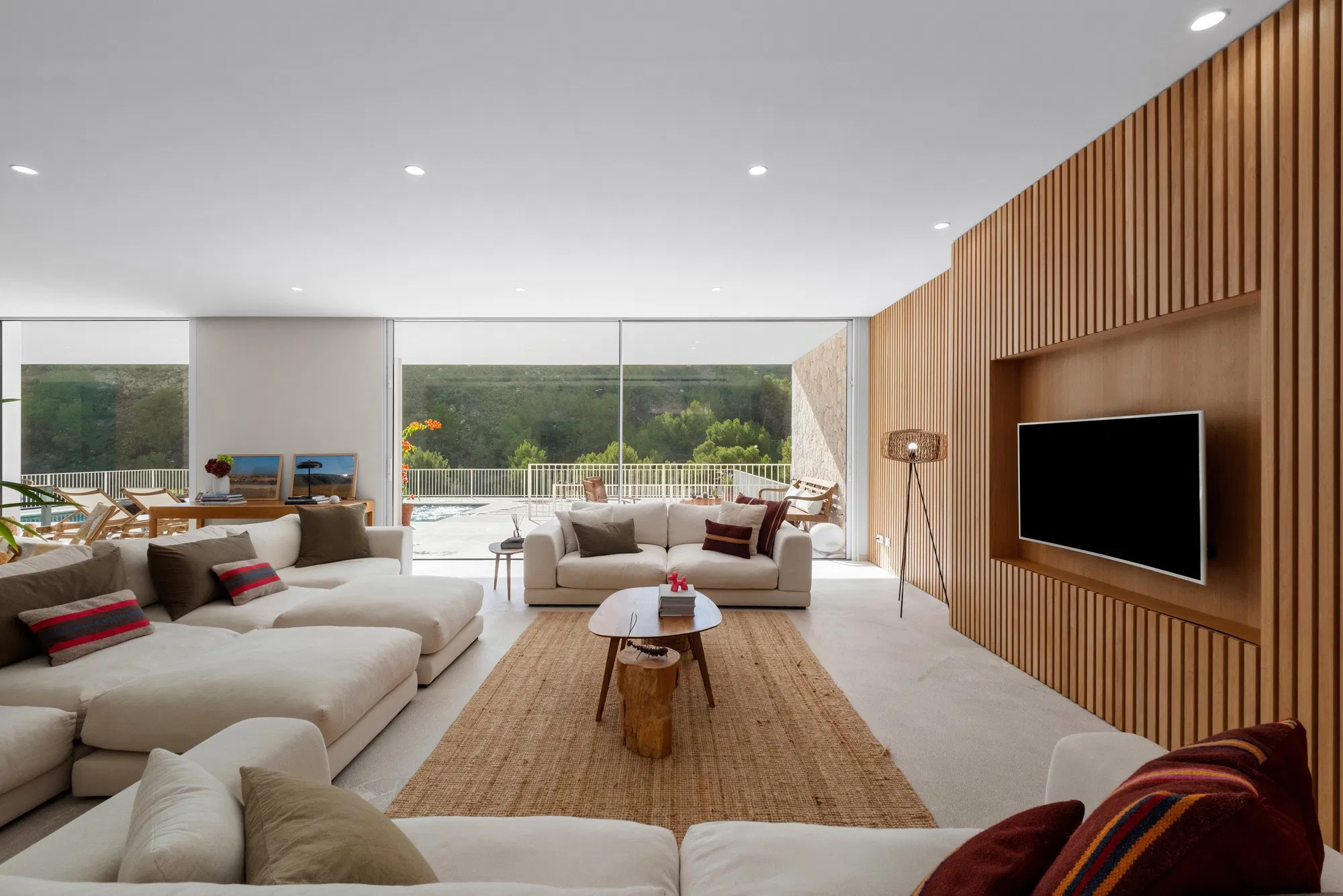 Luxury villa in Son Vida with stunning mountain views-4