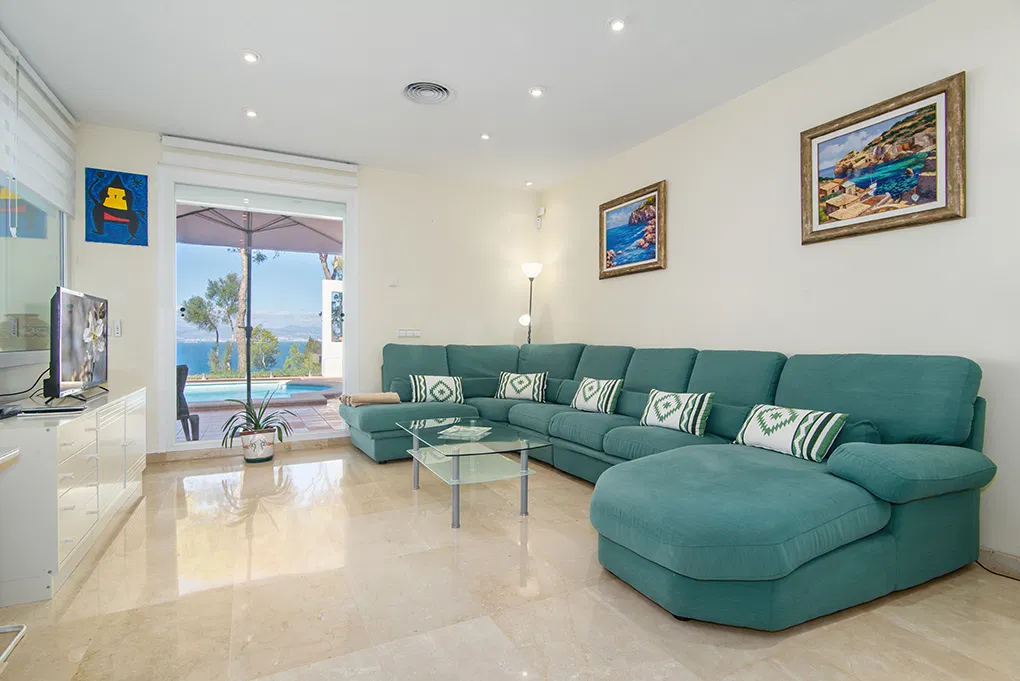 Modern frontline villa with vacation rental license-5