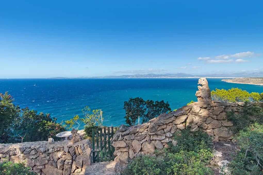 Impresionante villa en primera línea de mar-16