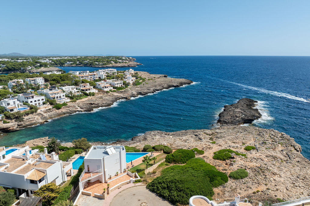 Terreno edificable en primera línea de mar-8