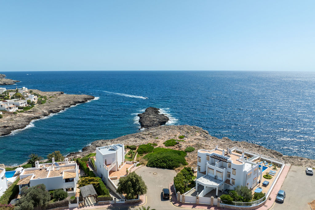 Terreno edificable en primera línea de mar-4
