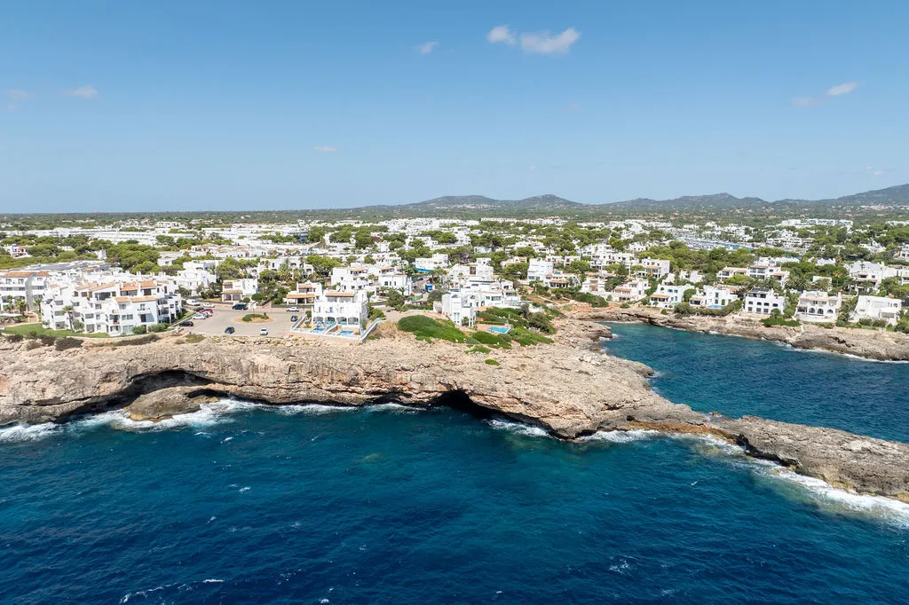 Terreno edificable en primera línea de mar-6