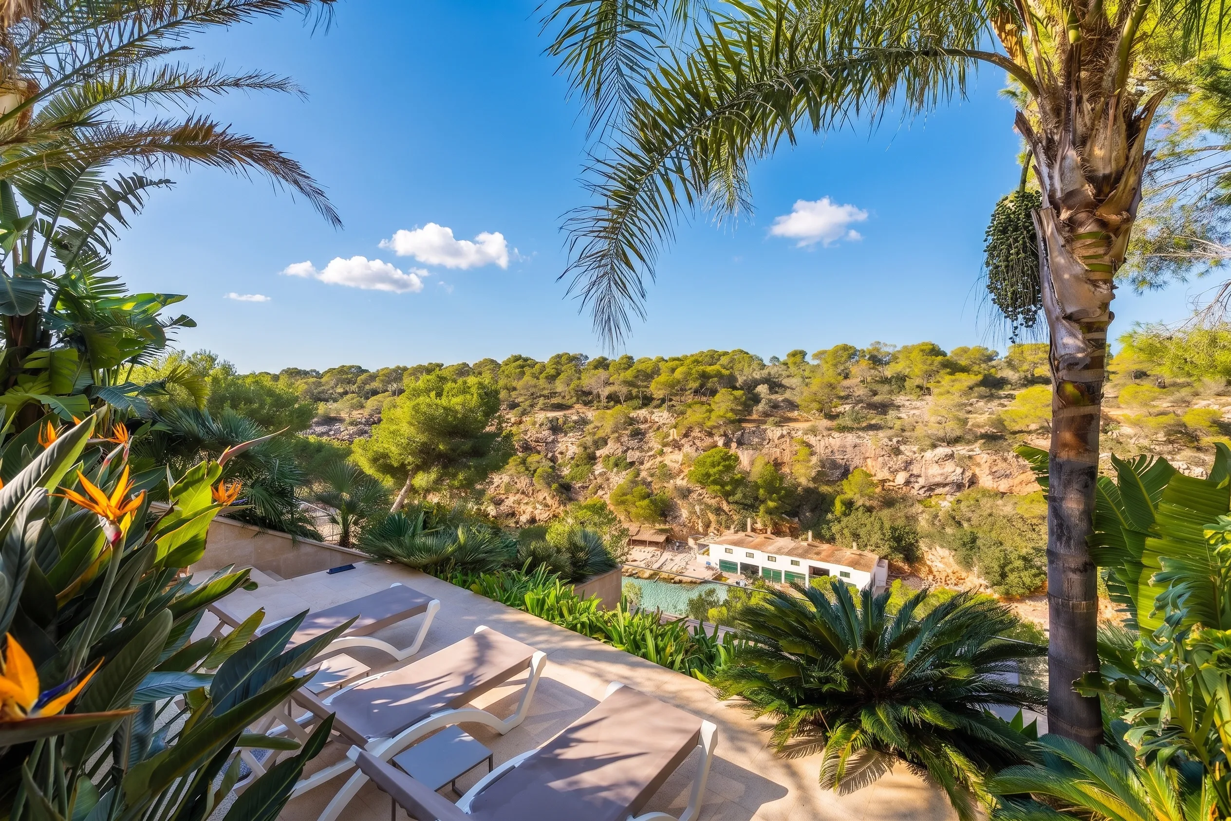 Beautiful semi-detached villa with Sea Views and ETV License-3