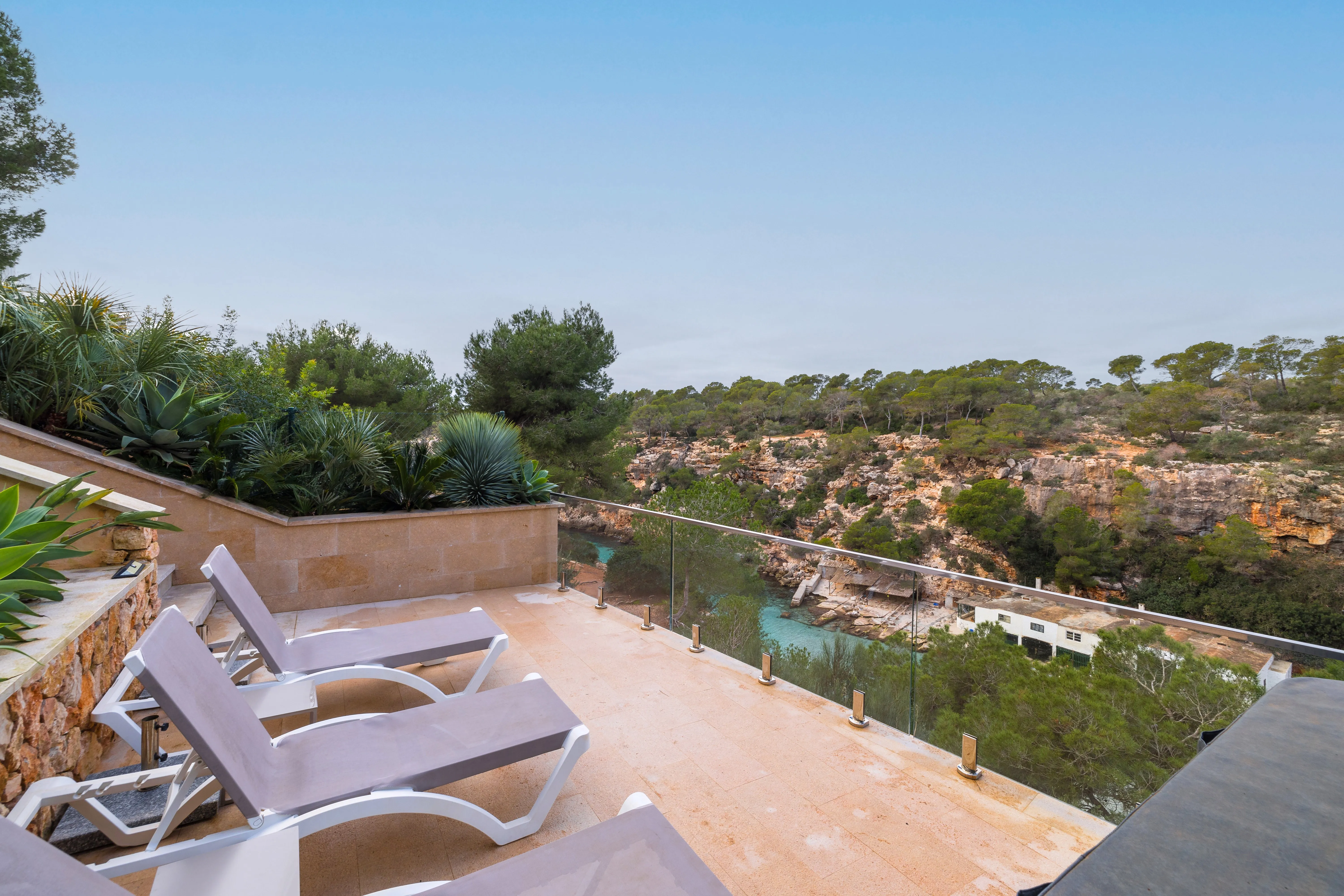 Preuós xalet amb vista al mar i ETV-13