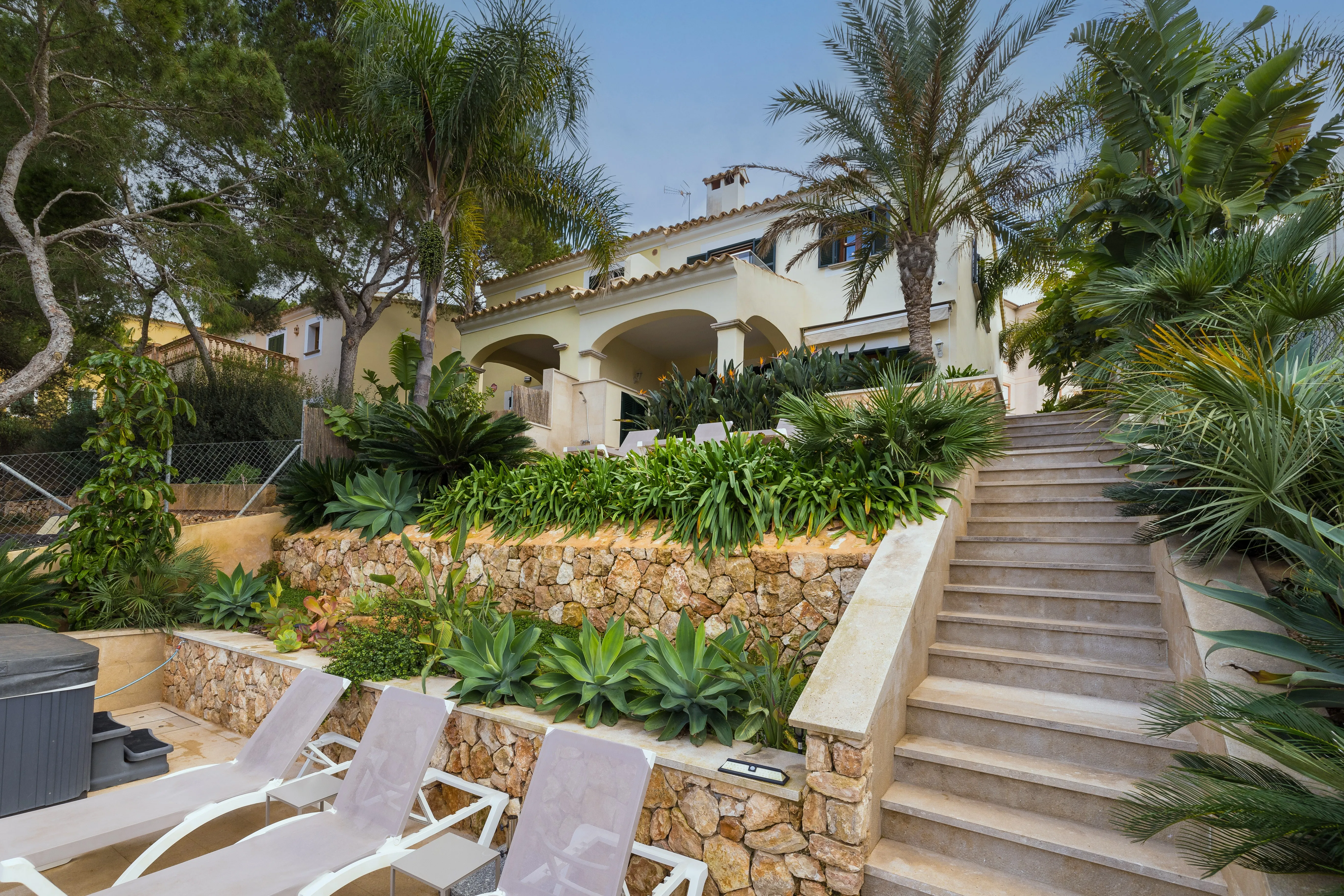 Preuós xalet amb vista al mar i ETV-14