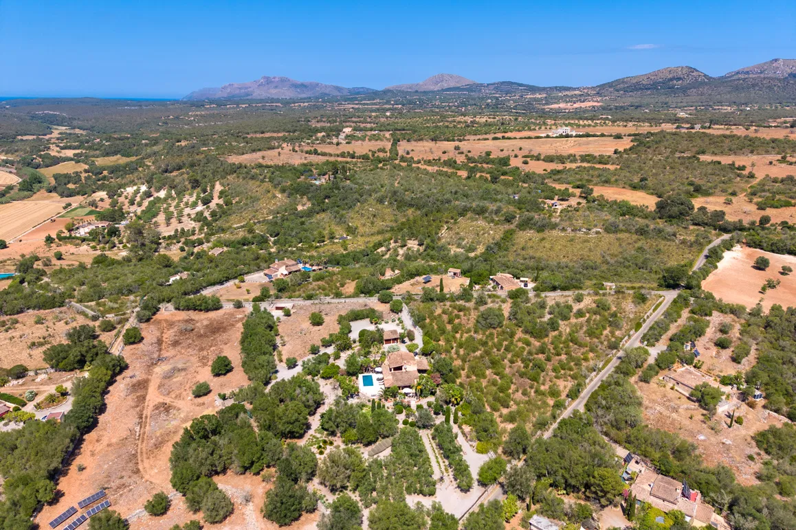Beautiful finca with a wonderful garden-16