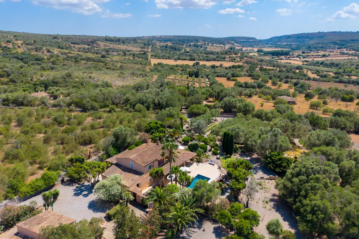 Beautiful finca with a wonderful garden-3
