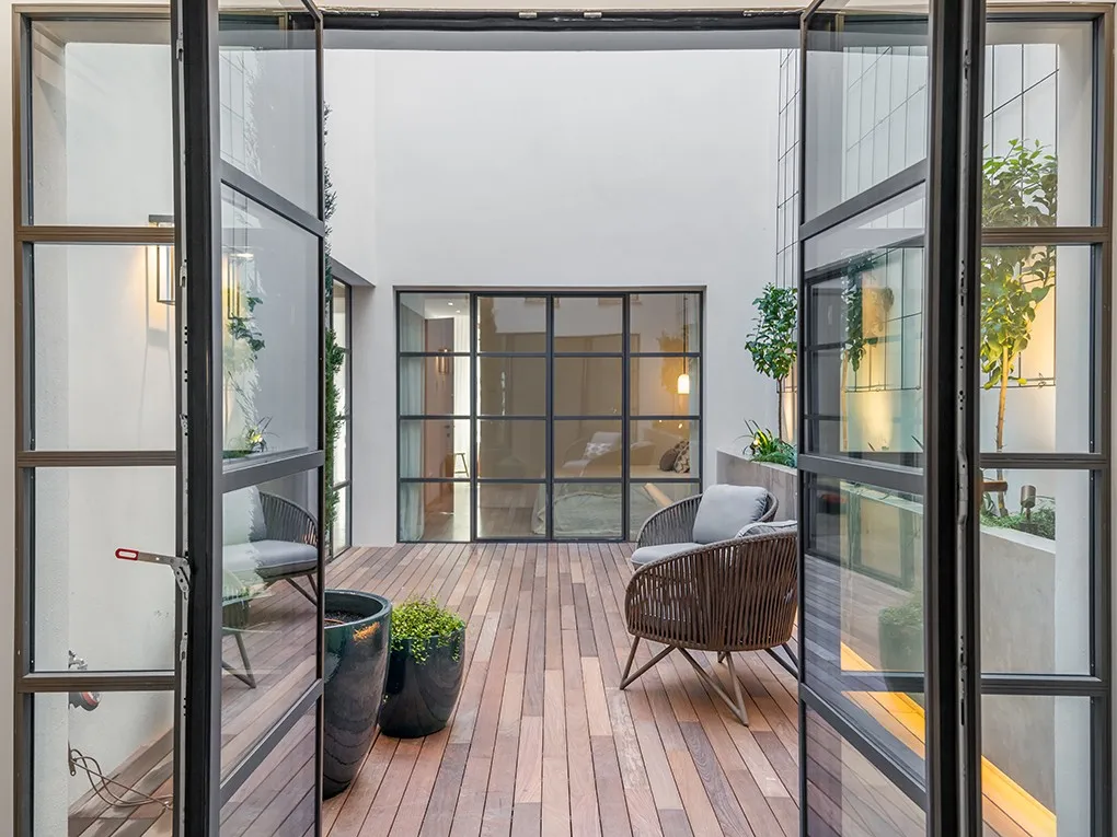 Bella casa històrica just al port de Porto Colom-2