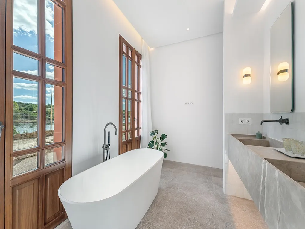 Bella casa històrica just al port de Porto Colom-7