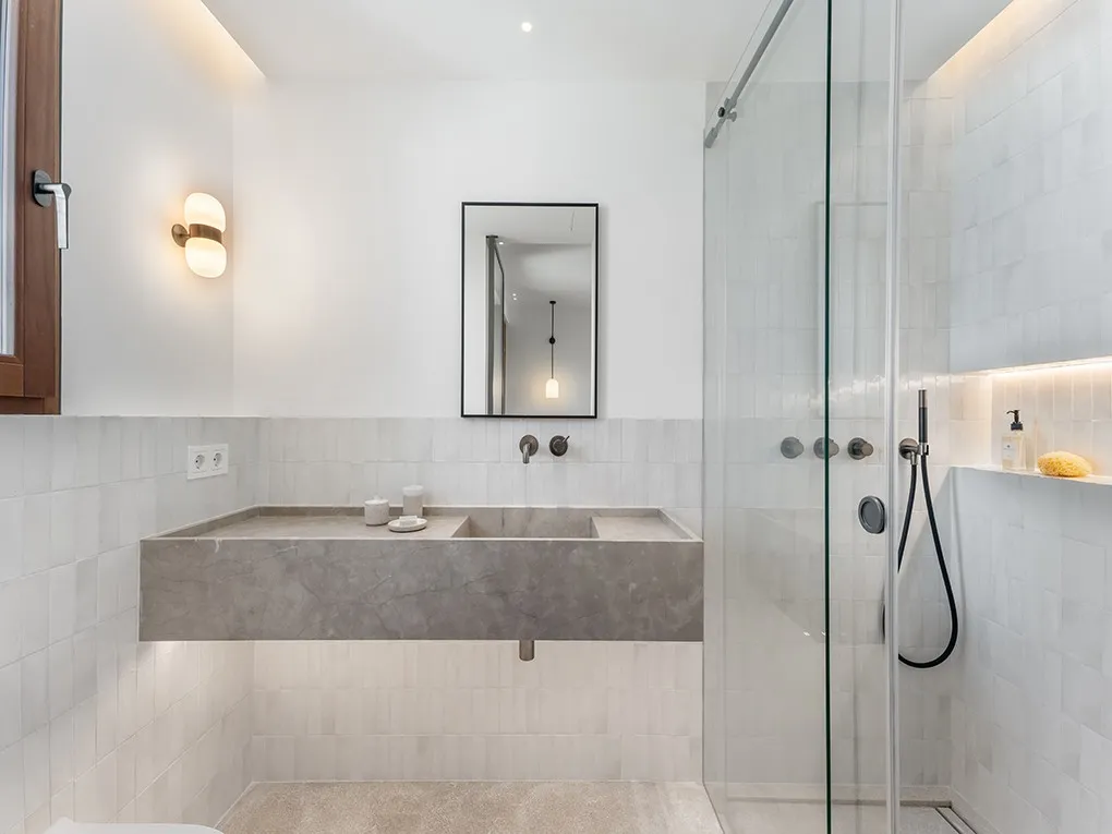 Smukt historisk hus lige ved havnen i Porto Colom-9