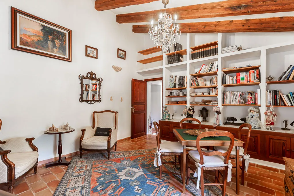 Stunning property with lots of charme in Algaida-9