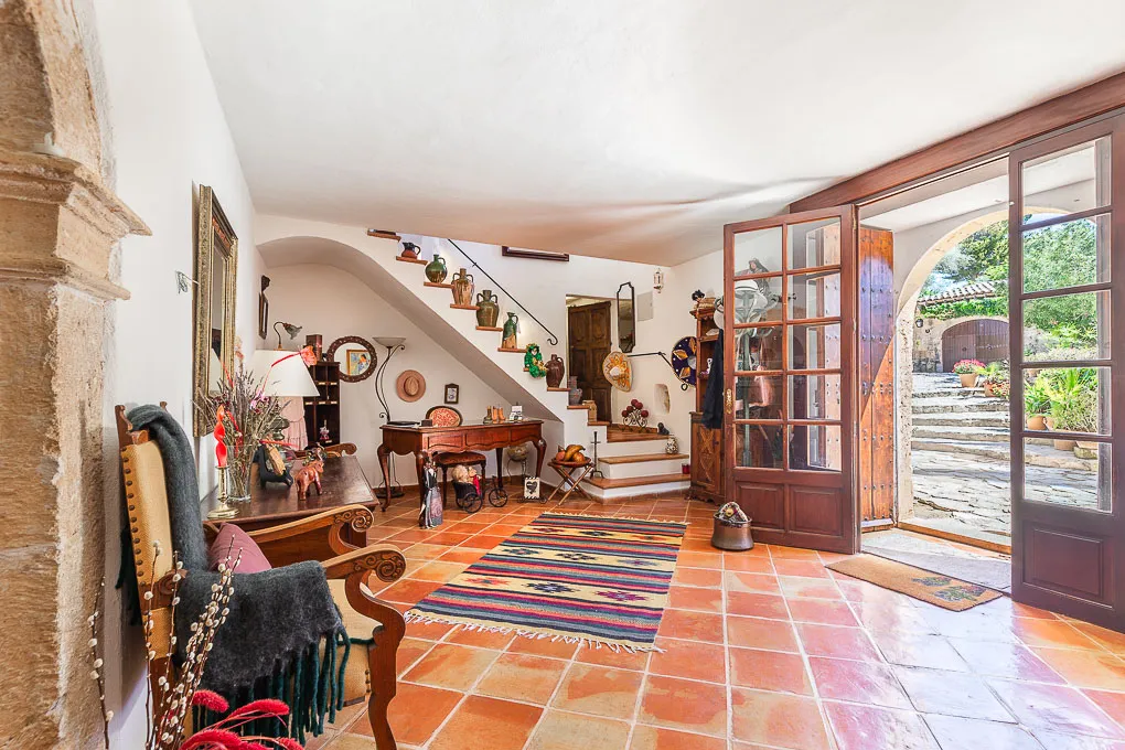 Fantastisk ejendom med masser af charme i Algaida-5