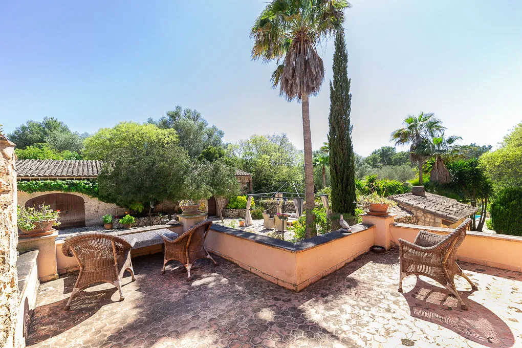 Stunning property with lots of charme in Algaida-15