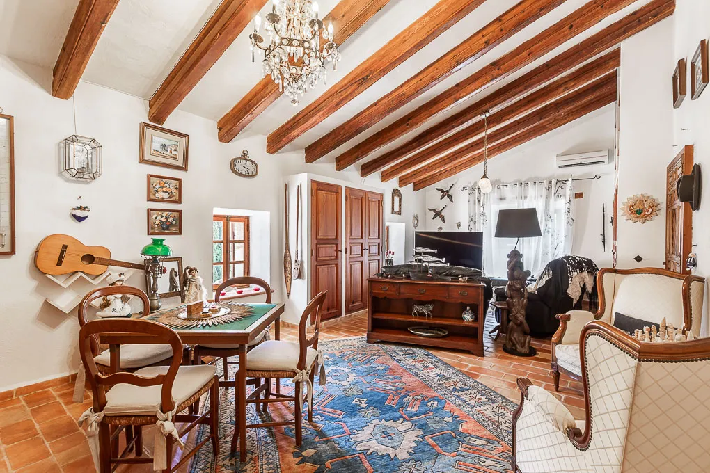 Stunning property with lots of charme in Algaida-8