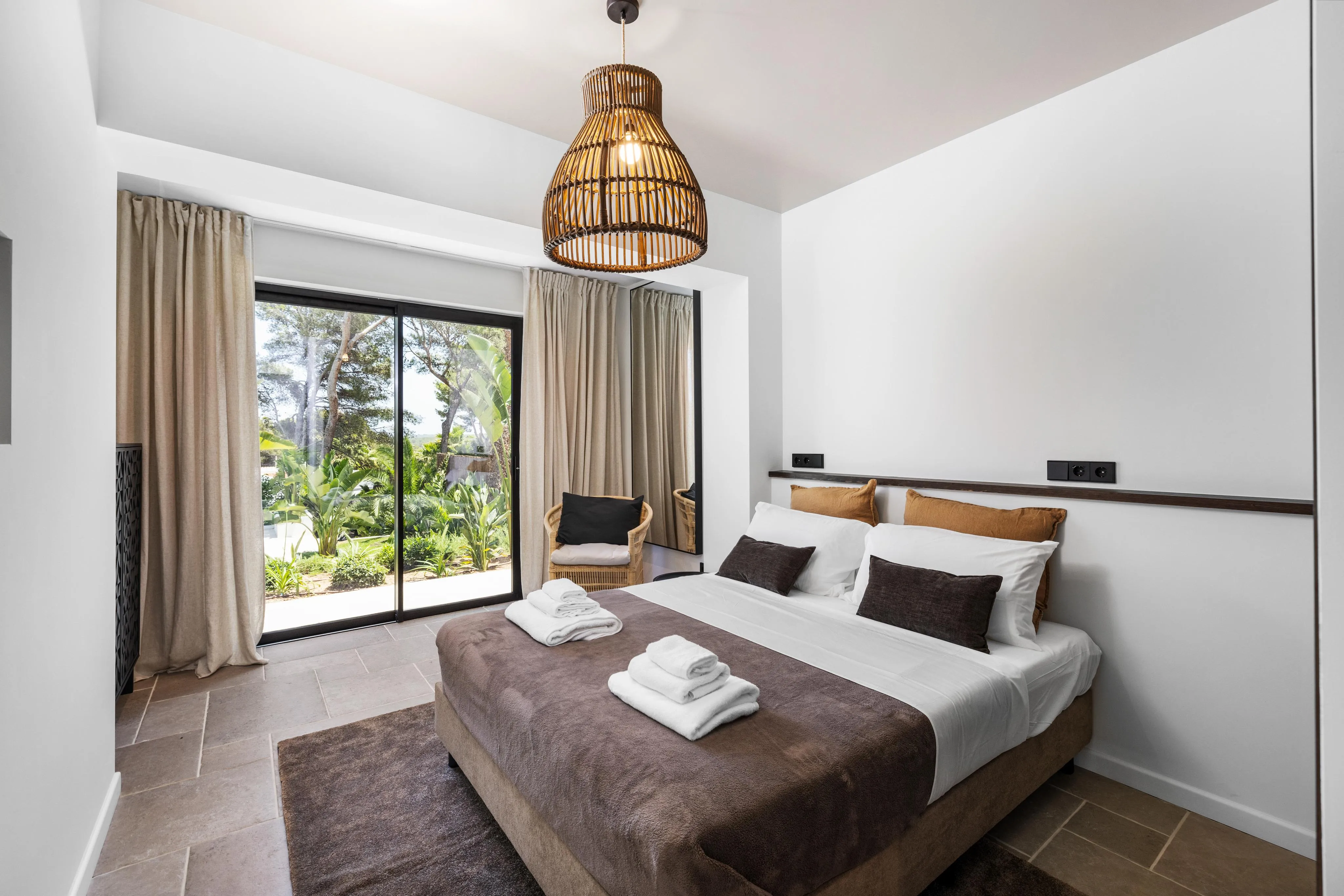 Modern villa with ETV licence close to the beach-8