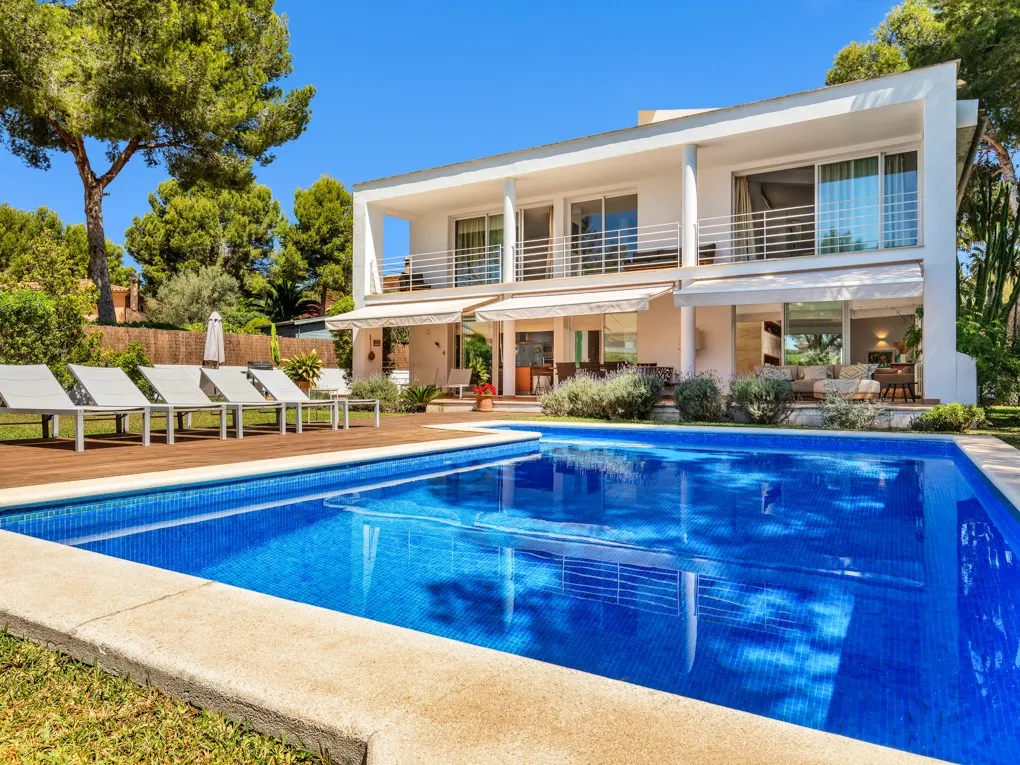 Familjevilla i medelhavsstil-1