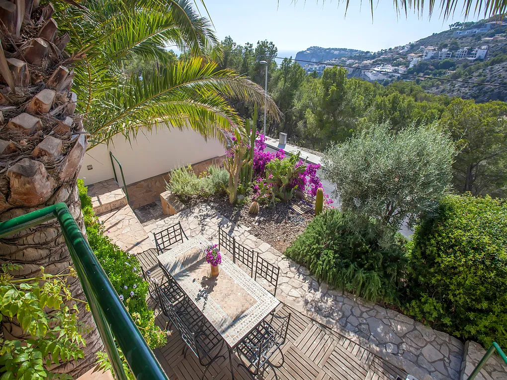Villa mediterranea vista mare con appartamenti per gli ospiti-13