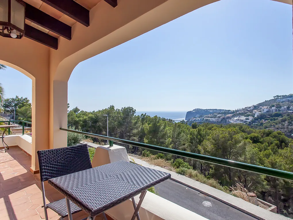 Villa mediterranea vista mare con appartamenti per gli ospiti-14