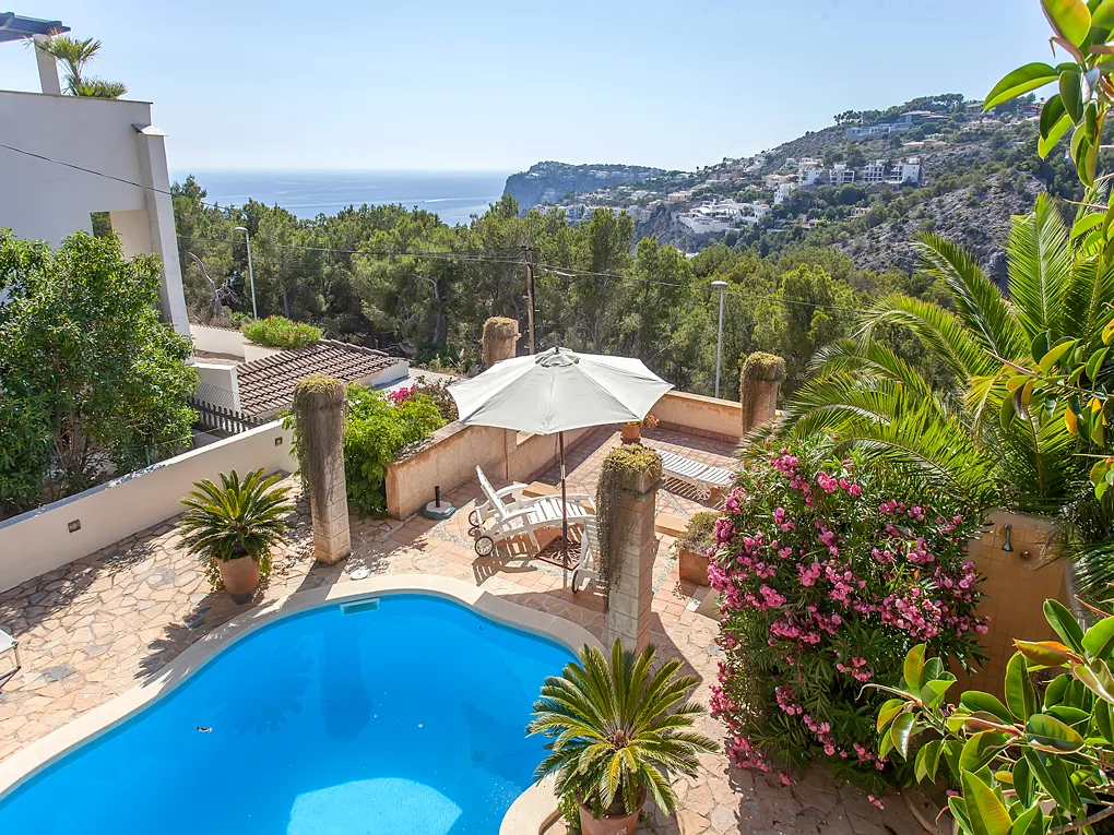 Villa mediterranea vista mare con appartamenti per gli ospiti-2