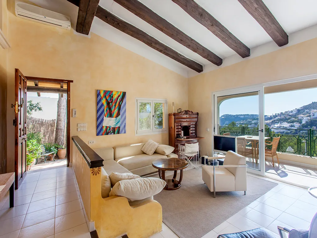 Villa mediterranea vista mare con appartamenti per gli ospiti-4