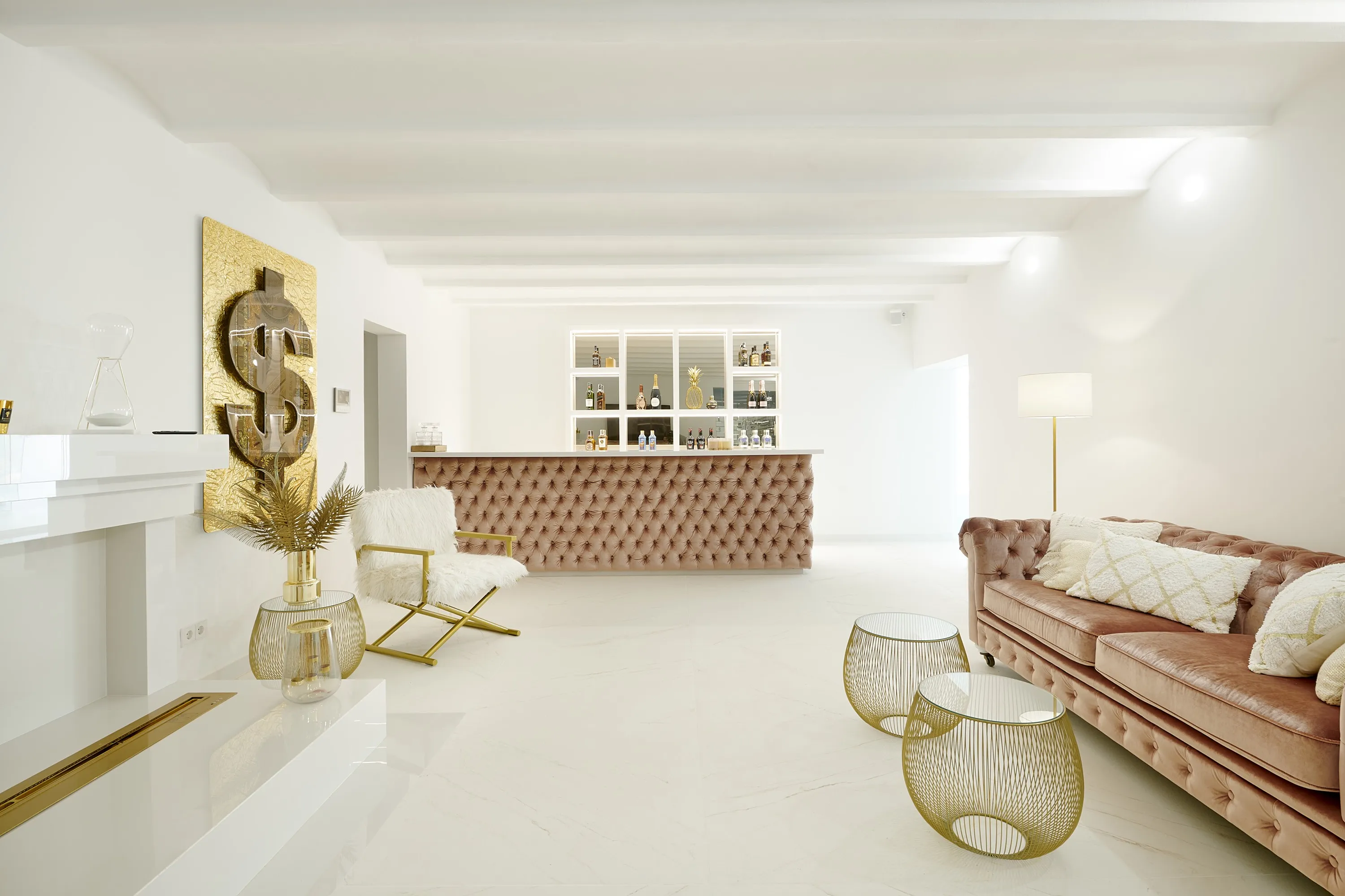 Villa neoclassica di design con vista sul mare-25