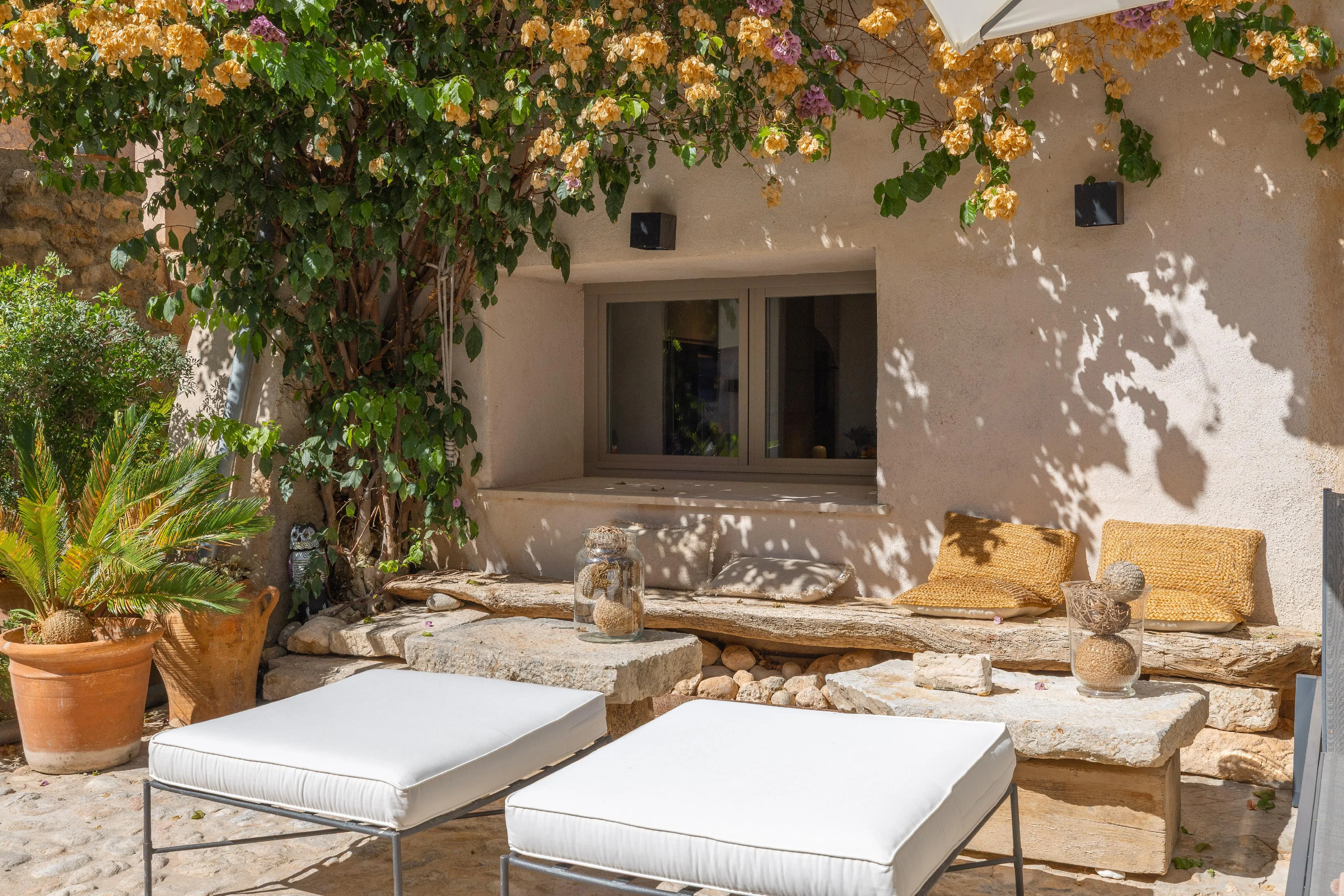 Historic charm meets modern living in a stone house in Consell-20