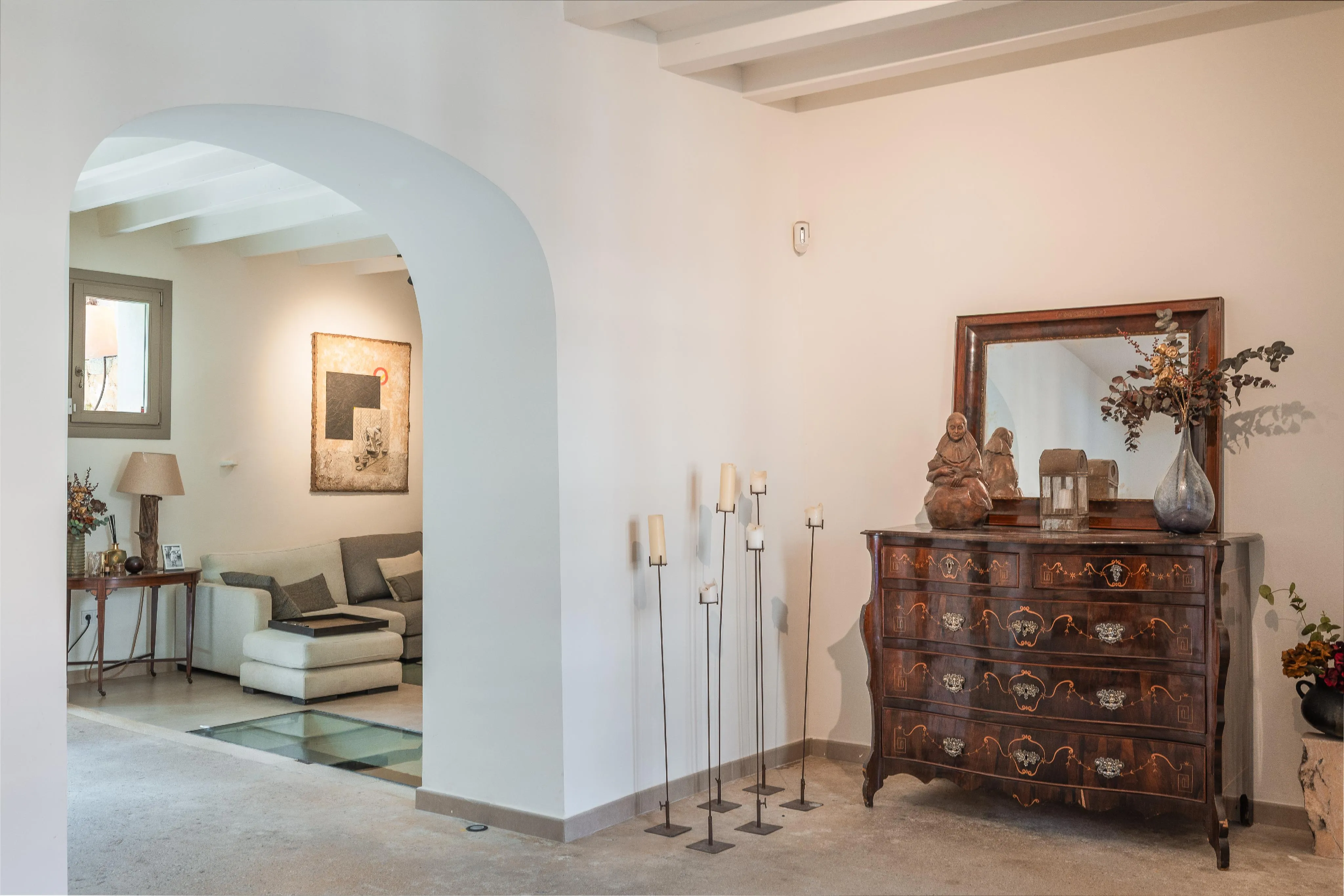 Encanto histórico y confort actual en una casa de piedra en Consell-4