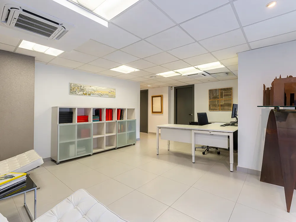 Elegant erhvervslokale i hjertet af Puerto Andratx-4