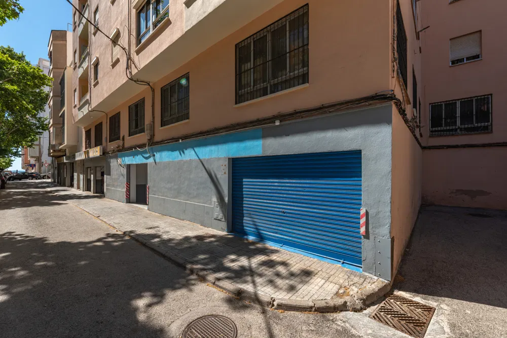 Exceptional warehouse in El Arenal-13