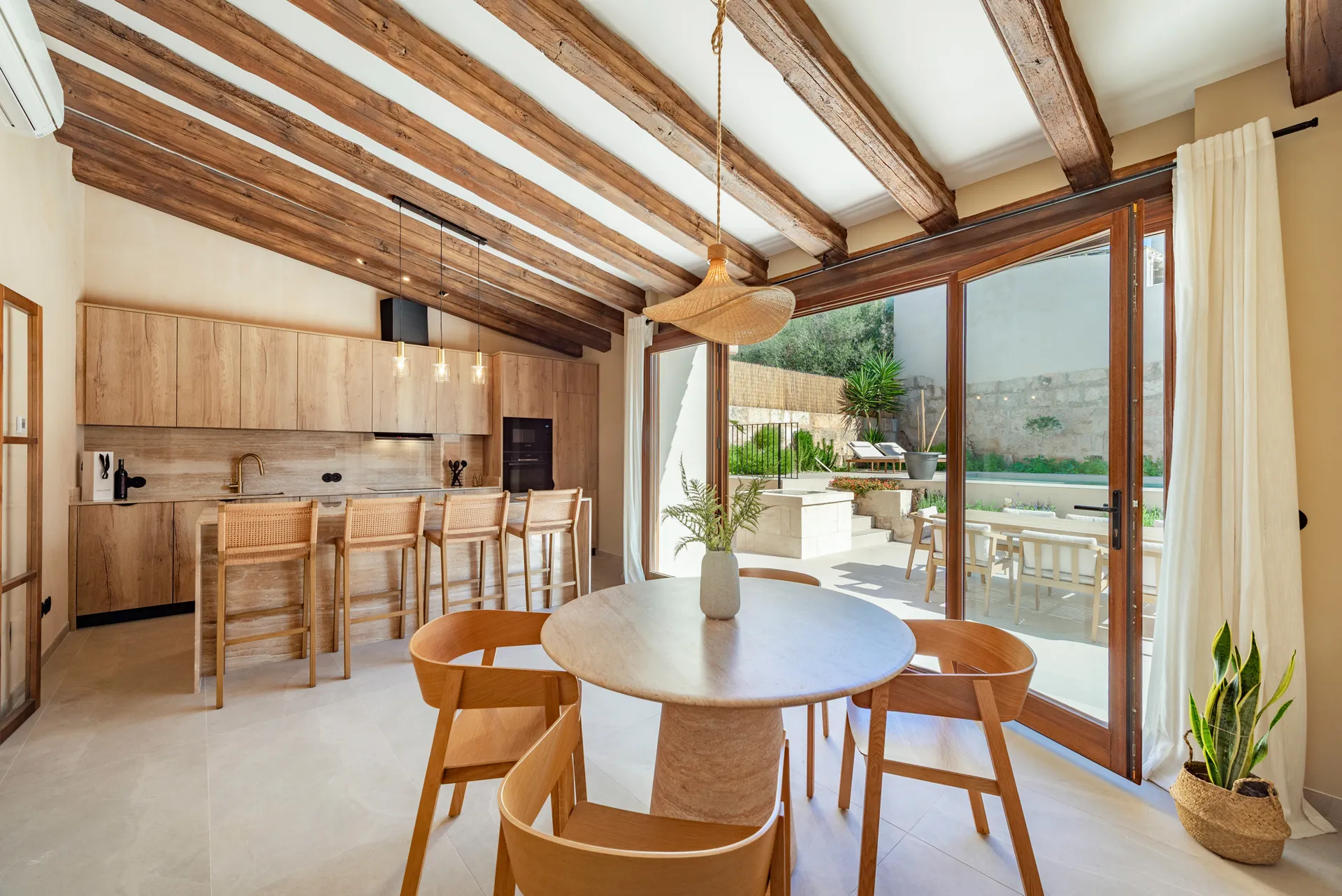 Gorgeous, modern townhouse in Muro with private courtyard and pool-6