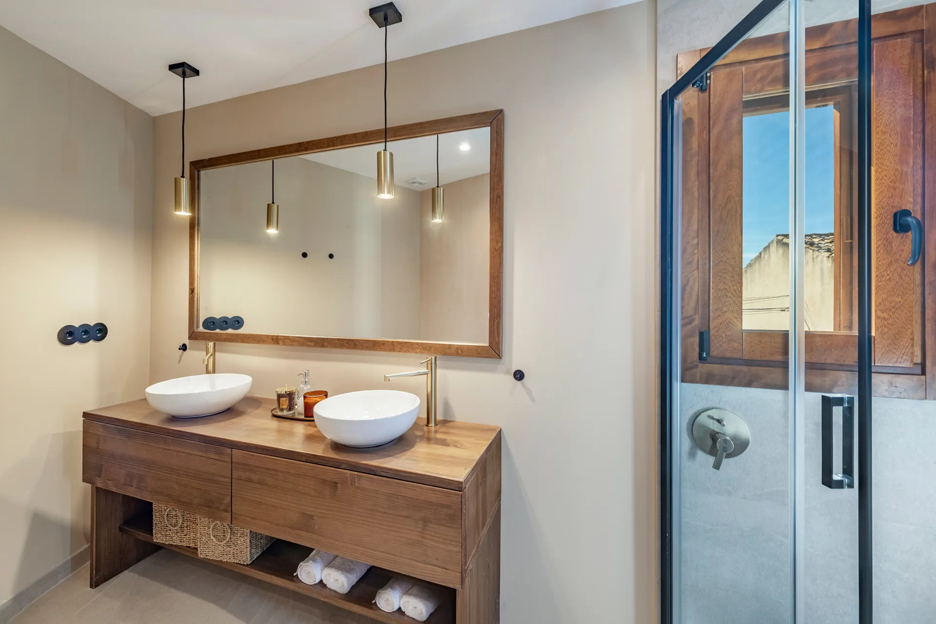 Gorgeous, modern townhouse in Muro with private courtyard and pool-23