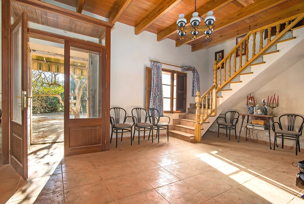 Rustic country house near Llucmajor-4