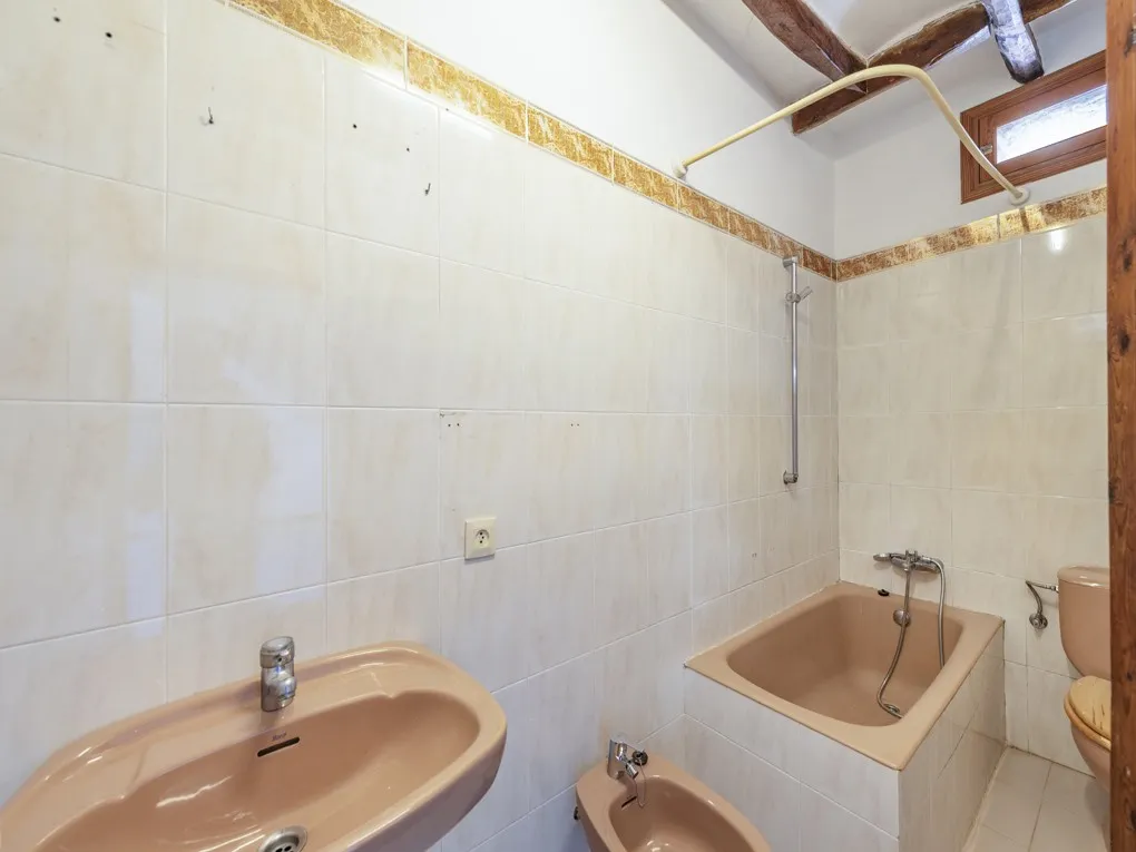 Charming village house in Deiá-15