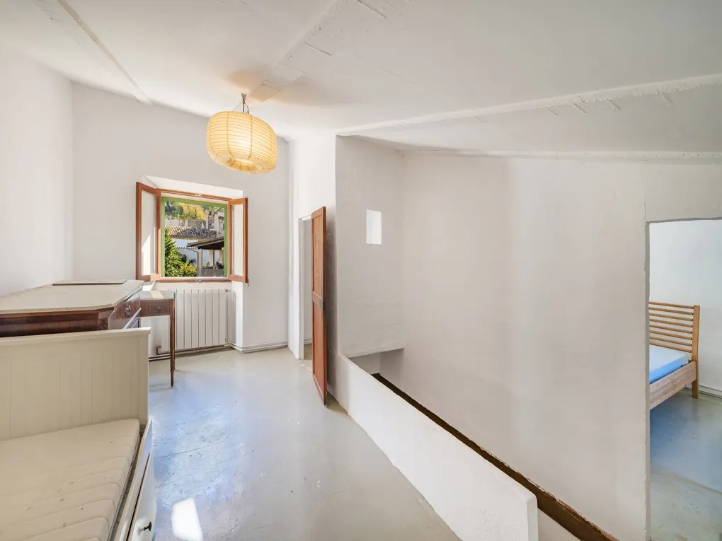 Charming village house in Deiá-16