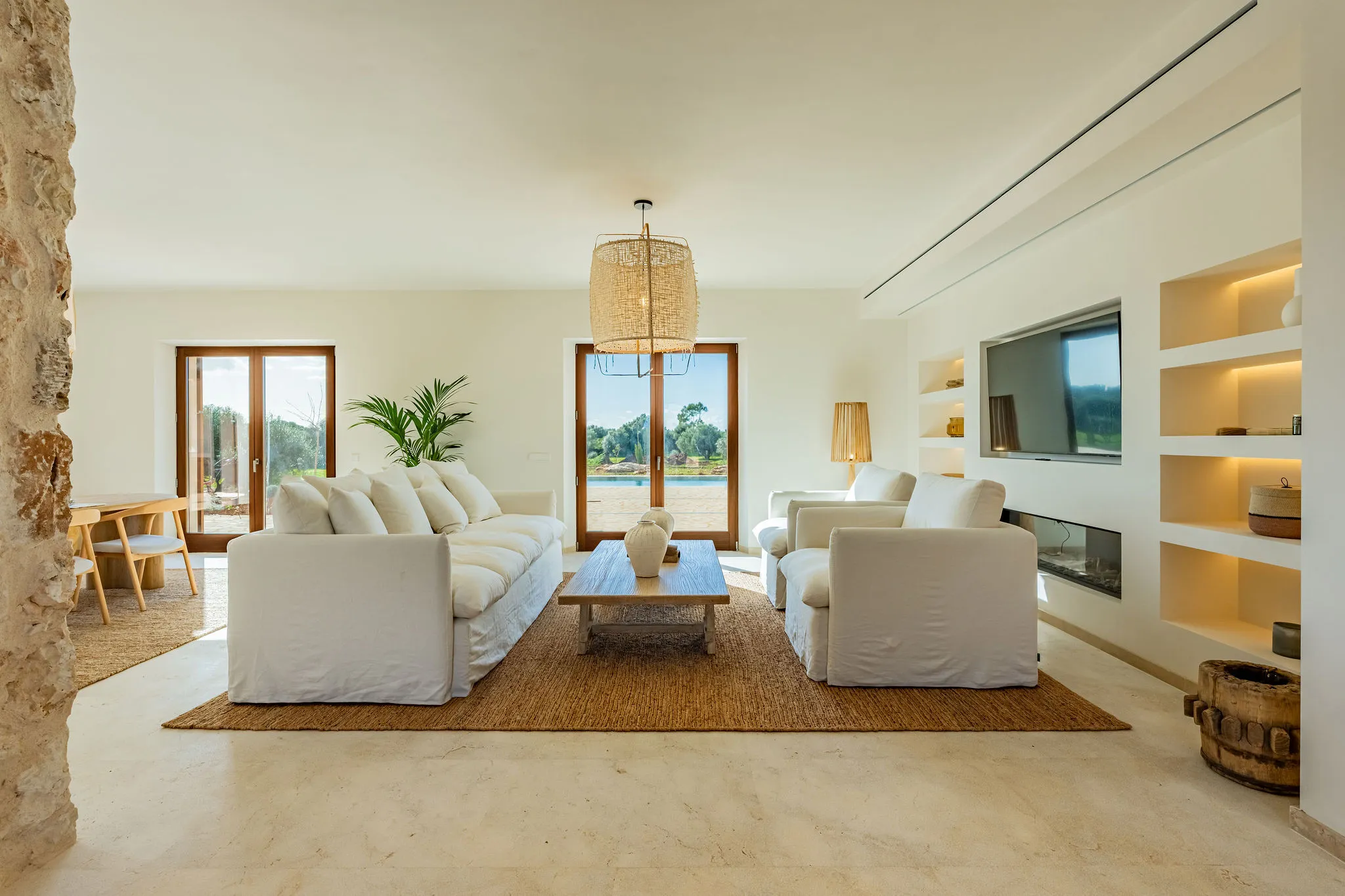 Finca i natursten nær naturparken Mondrago-2