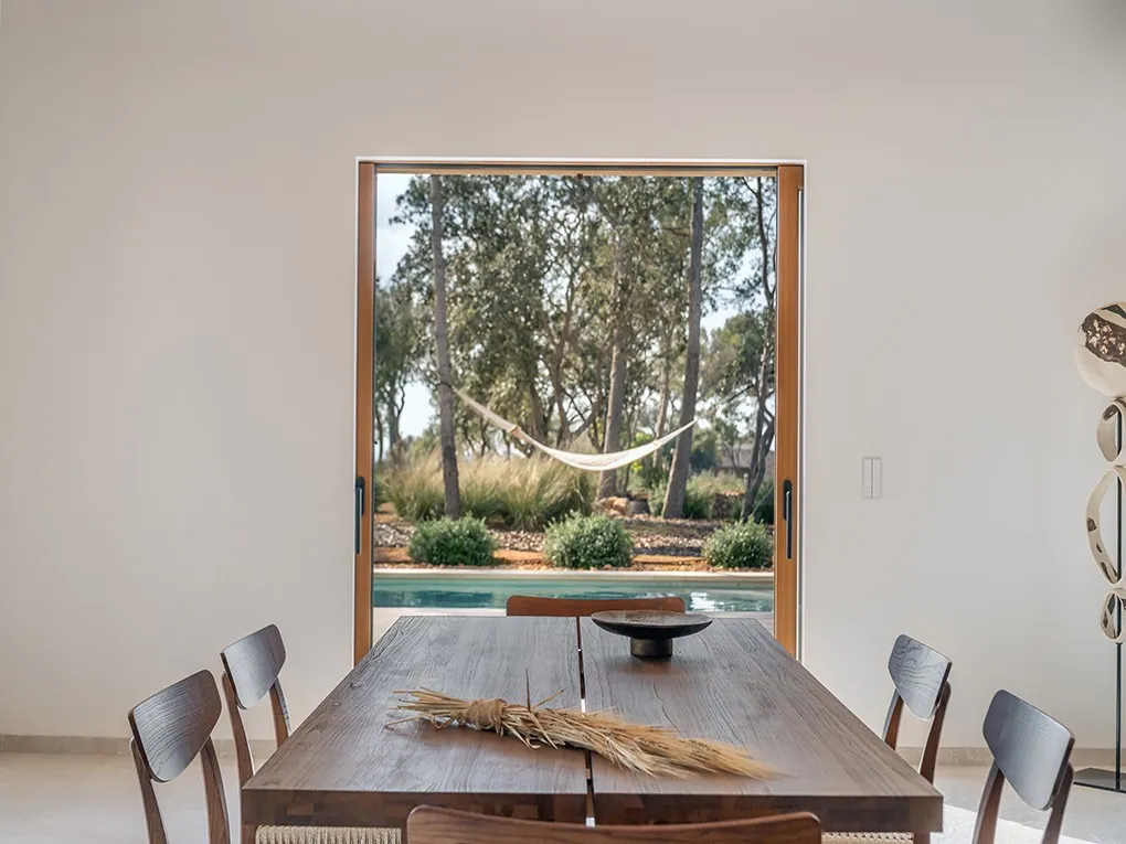 Śródziemnomorska finca marzeń z zapierającymi dech w piersiach panoramicznymi widokami i maksymalnym komfortem-4