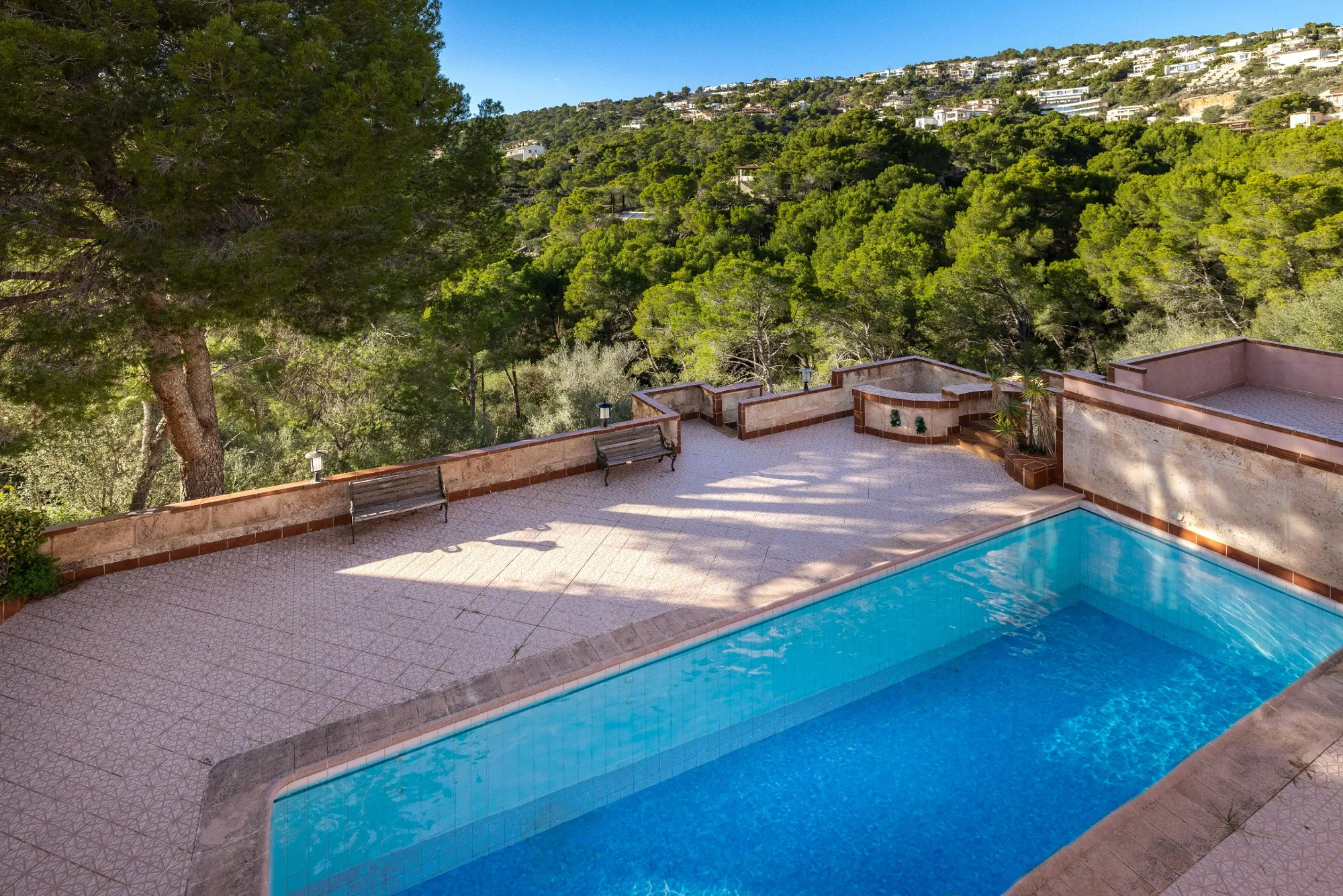 Villa with development potential in the residential area of Monport-20