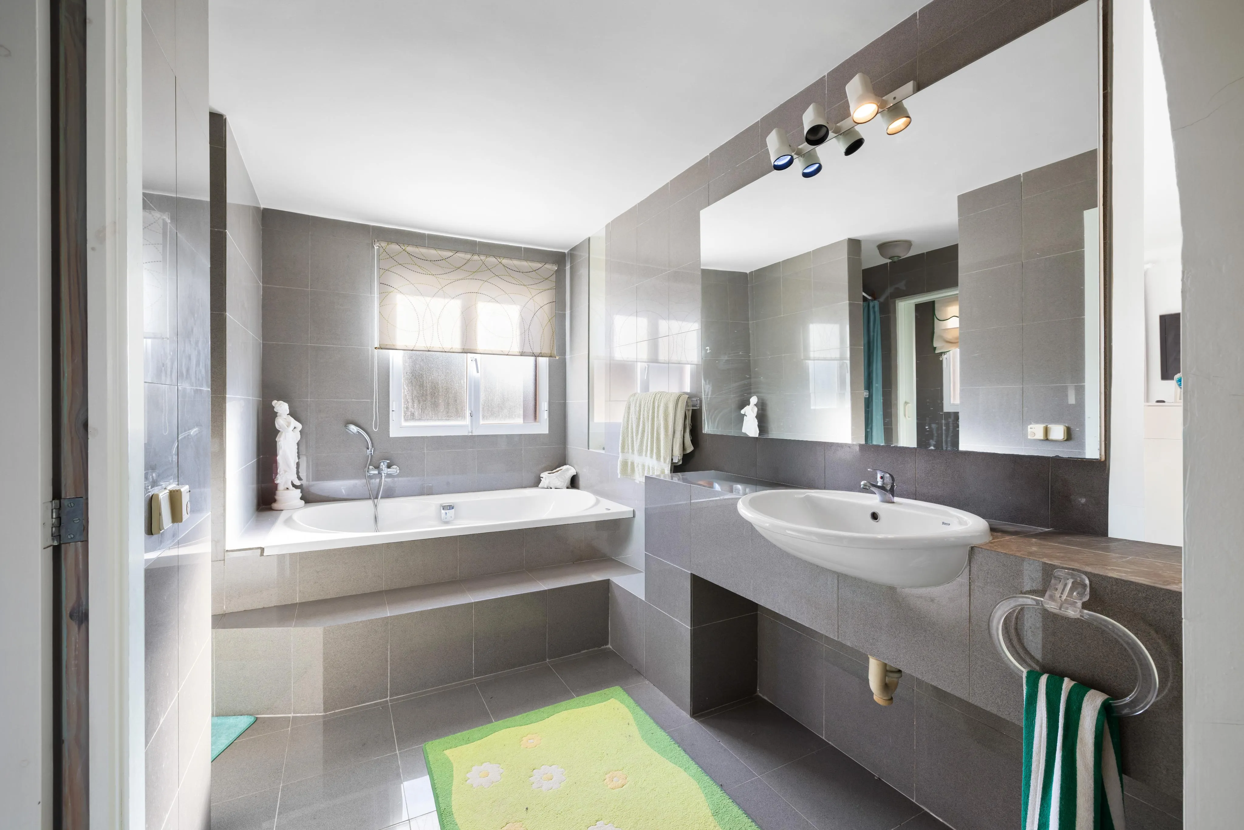 Villa con potencial de reforma en la zona residencial de Monport-9