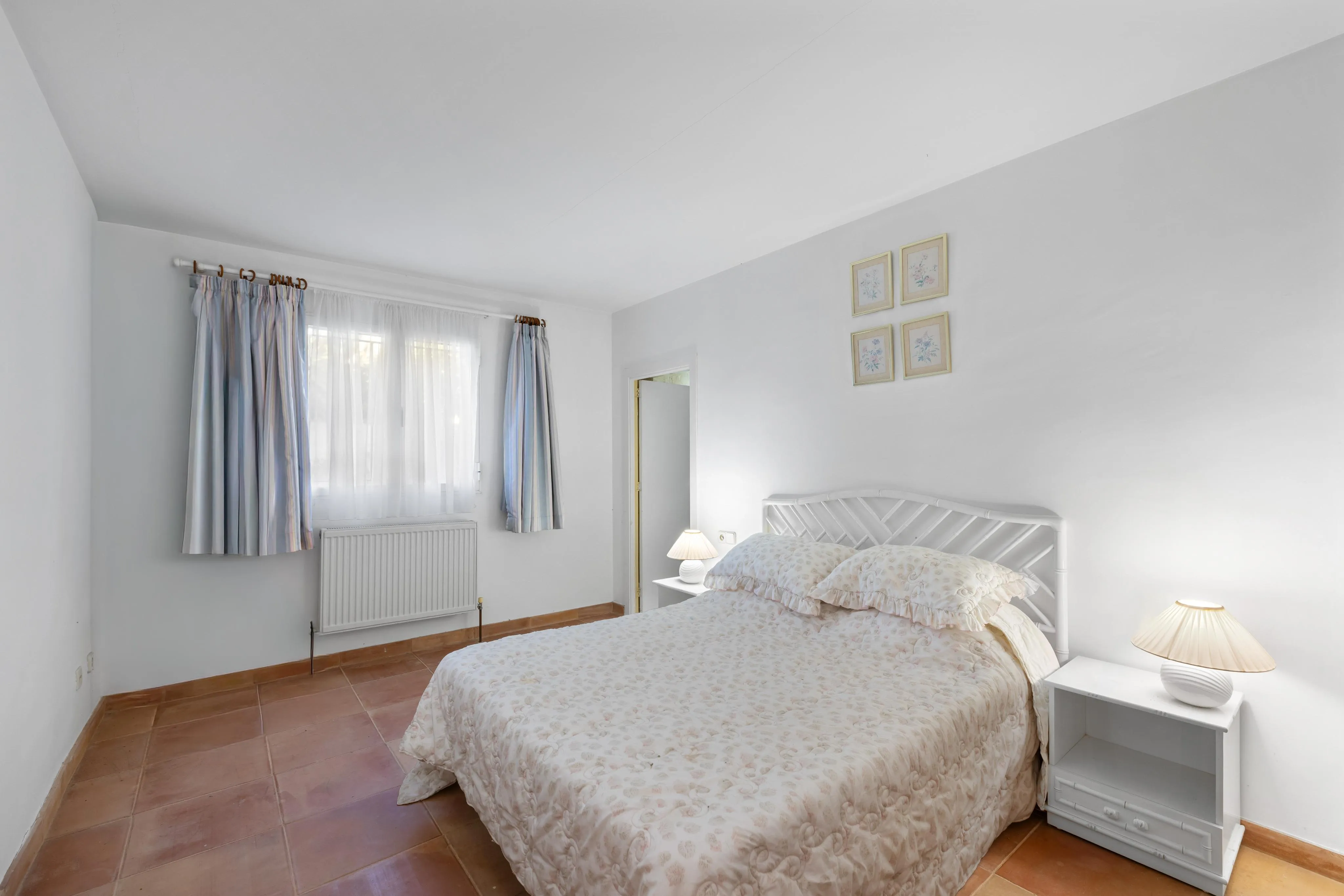 Villa con potencial de reforma en la zona residencial de Monport-16